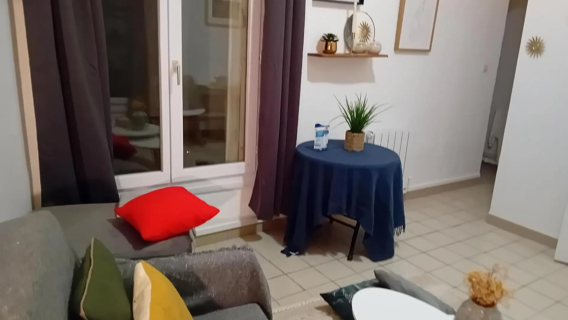 1 Minute Gare Montparnasse ,Near To Eiffel Tour And Louvre Meusm,Gorgeous Place Paris Apartment