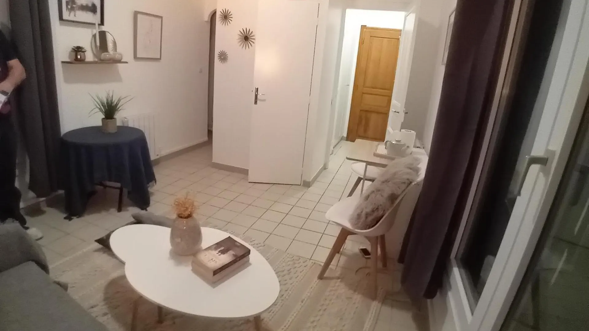 Appartement 1 Minute Gare Montparnasse ,Near To Eiffel Tour And Louvre Meusm,Gorgeous Place Paris France