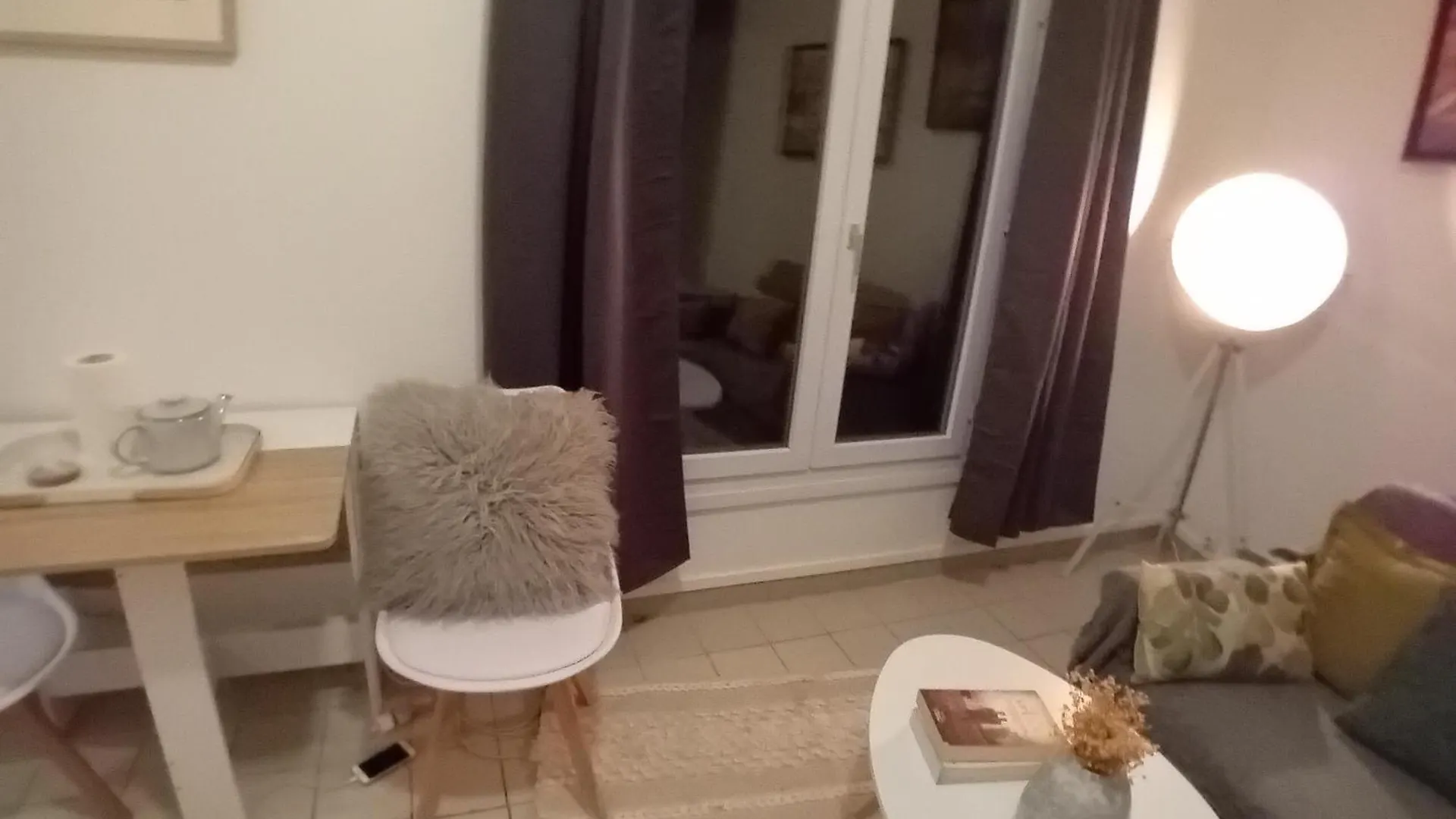 Apartment 1 Minute Gare Montparnasse ,Near To Eiffel Tour And Louvre Meusm,Gorgeous Place Paris