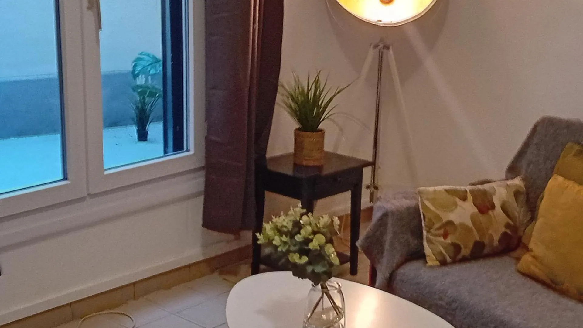1 Minute Gare Montparnasse ,Near To Eiffel Tour And Louvre Meusm,Gorgeous Place Paris