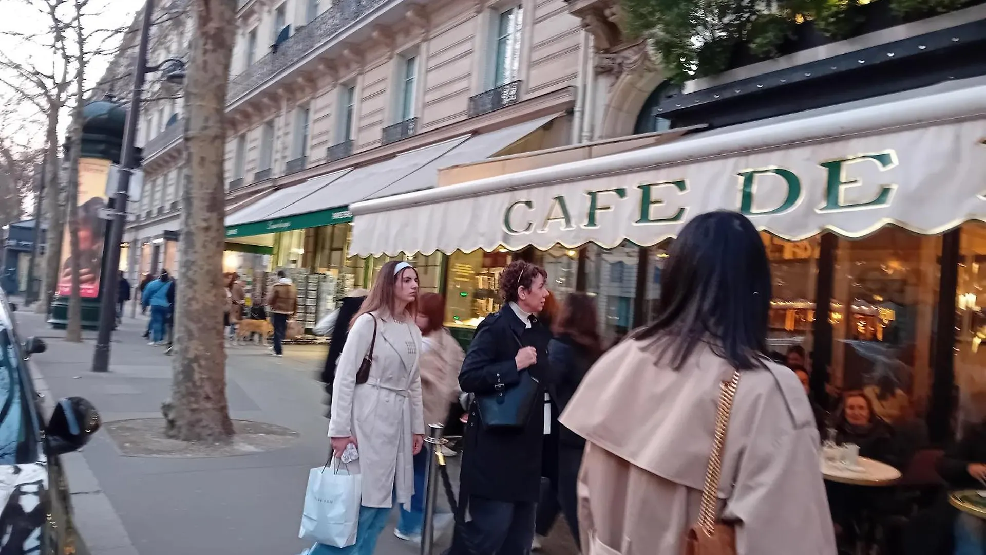 Apartment 1 Minute Gare Montparnasse ,Near To Eiffel Tour And Louvre Meusm,Gorgeous Place Paris